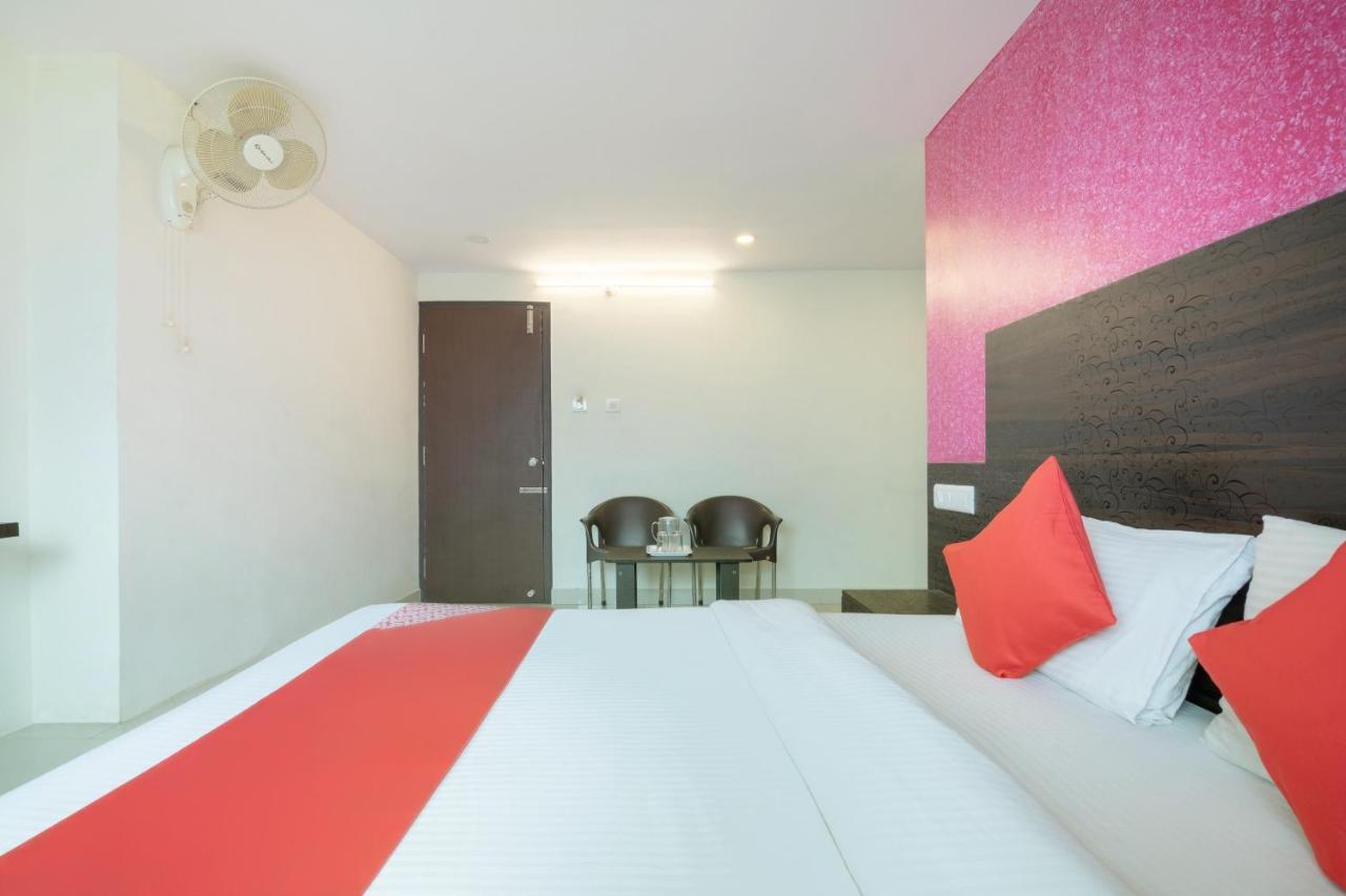 מלון העיר בנגלור Oyo 13594 Mathrushree Residency מראה חיצוני תמונה